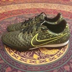 Nike Magista Onda TF mens soccer turf shoe black volt